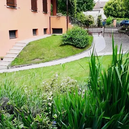 Mo Va La Bed and Breakfast